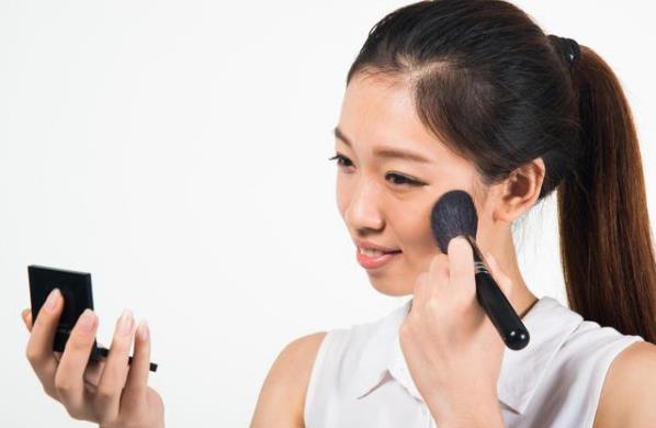 为什么手机是睡眠杀手？总习惯睡前玩手机、长期熬夜玩手机的危害787 / 作者:UFO爱好者 / 帖子ID:68839
