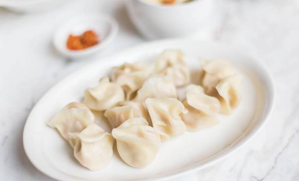煮饺子为什么要加凉水 煮饺子时加几次凉水饺子就能熟了10 / 作者:UFO爱好者 / 帖子ID:68606