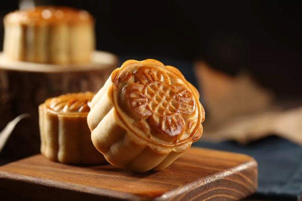 中秋节吃月饼习俗，您选对月饼了吗？各类月饼适合人群详解391 / 作者:UFO爱好者 / 帖子ID:68845