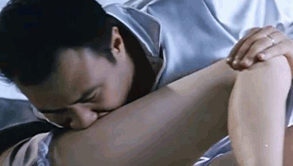 种草莓的梗是什么意思 种草莓技巧吻痕图片 草莓就是吻痕的意思816 / 作者:UFO爱好者 / 帖子ID:68842