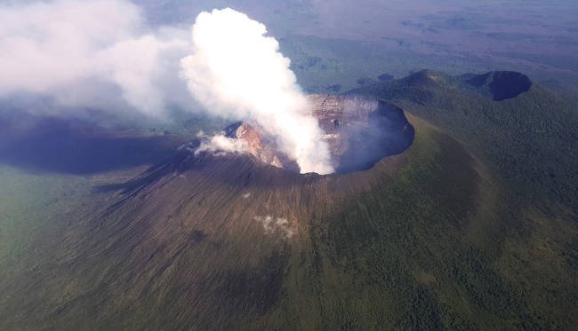 世界上十大著名的活火山，随时都有可能喷发130 / 作者:UFO爱好者 / 帖子ID:84719