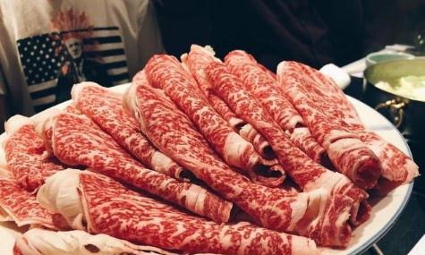 为什么痛风易在夜间发作？控制尿酸，少吃高嘌呤食物，多喝水591 / 作者:UFO爱好者 / 帖子ID:70451