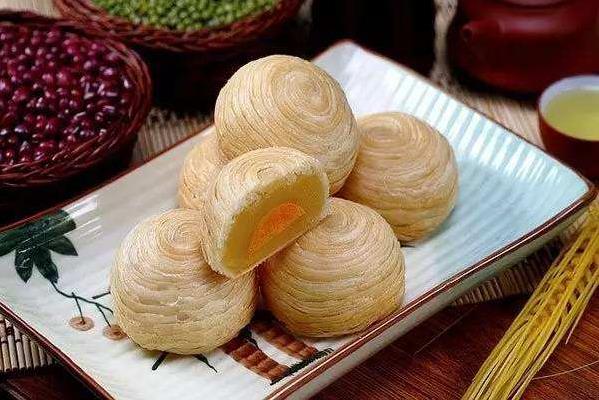 中秋节吃月饼习俗，您选对月饼了吗？各类月饼适合人群详解1000 / 作者:UFO爱好者 / 帖子ID:68845