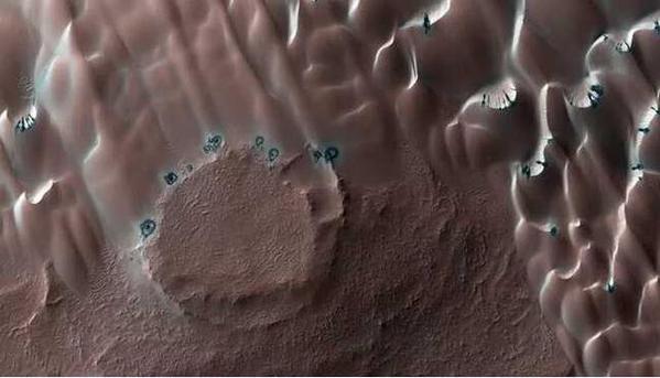 火星表面30张惊人照片838 / 作者:UFO爱好者 / 帖子ID:77223