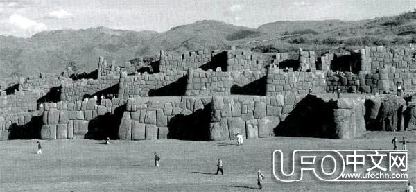 探秘古代核战争之谜645 / 作者: / 来源:
