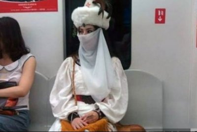 地铁楼兰女是谁 真实身份至今为解开！