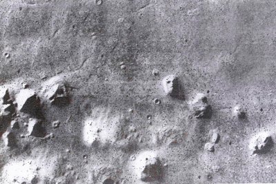 火星发现金字塔遗迹 火星存在生命的证据？