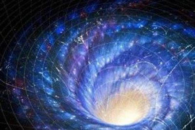 银河系中心存在的可能不是超级黑洞，而是通往其它时空的虫洞！