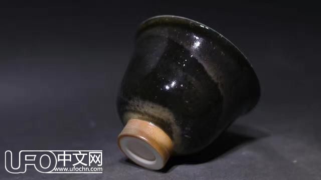 彩唐杯，嘉木烧，杯中银河系127 / 作者: / 来源: