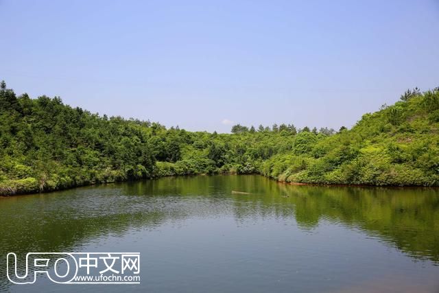 上饶新田岩山卜：“飞碟”湖畔，打开故乡的情感密码770 / 作者: / 来源: