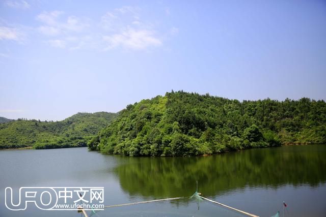 上饶新田岩山卜：“飞碟”湖畔，打开故乡的情感密码427 / 作者: / 来源: