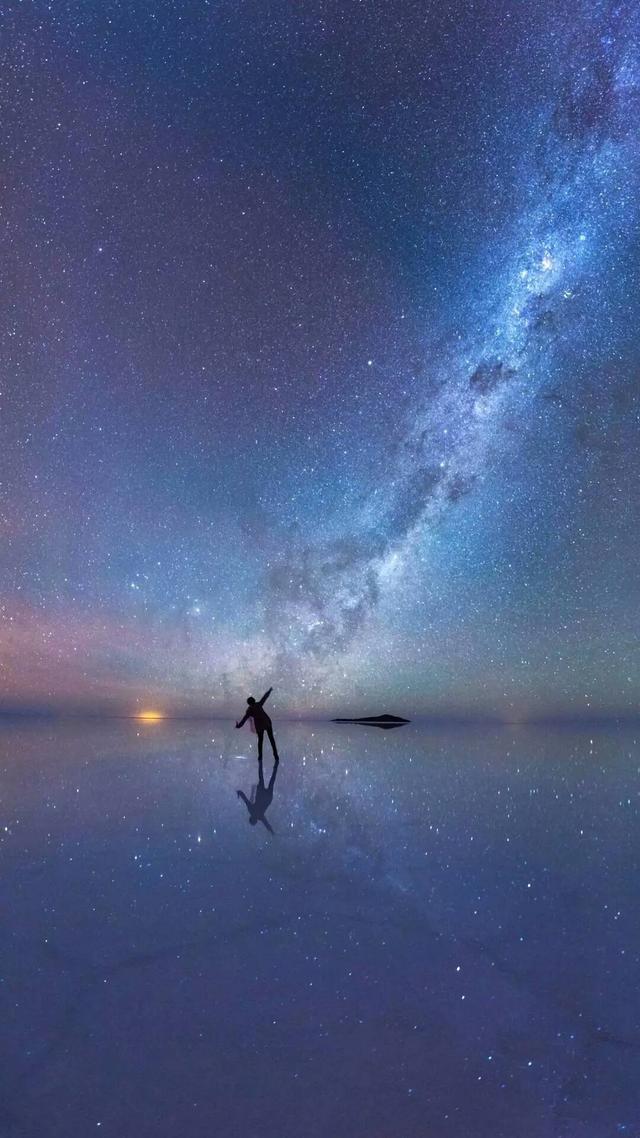 唯美的星空壁纸106 / 作者: / 来源: