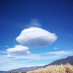 丽江现UFO云，号称惊动NASA，专家的解释你能看懂吗
